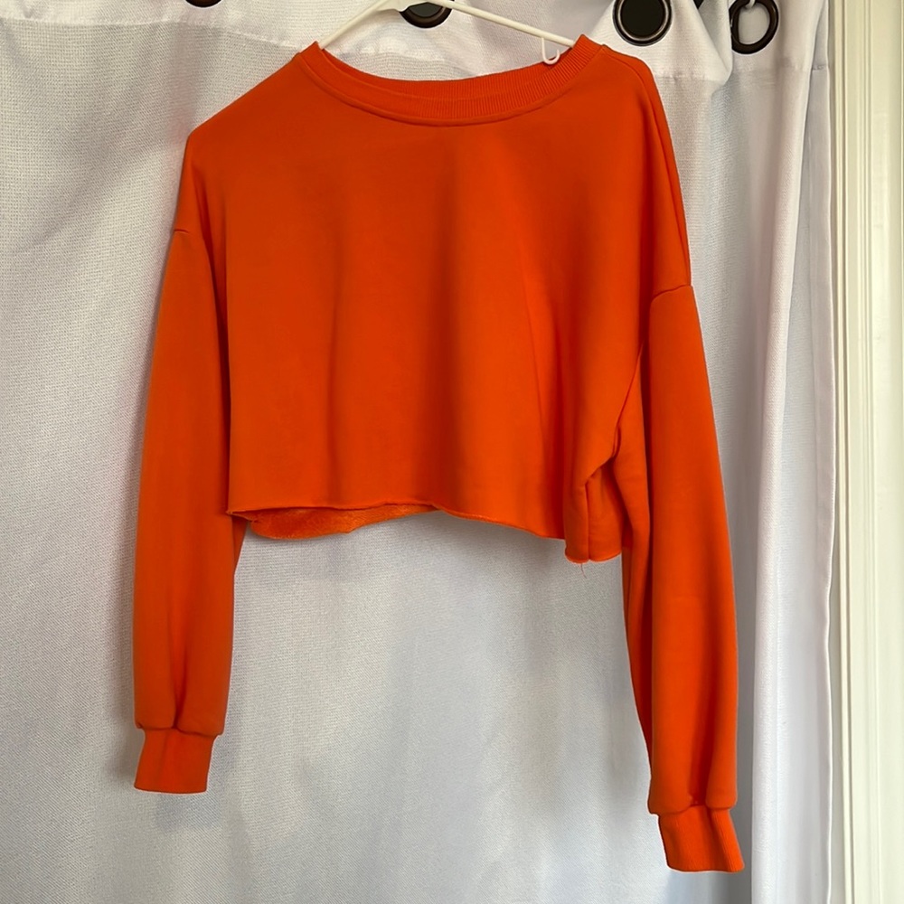 Shein Orange Pullover Cropped Top, perfect for game day!